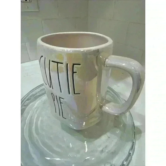 Rae Dunn Valentines Day CUTIE PIE Mug Iridescent Ceramic w/ Black by Magenta - Picture 8 of 10